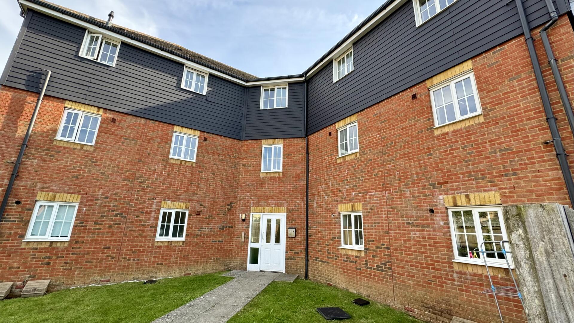 Local Area Guide: Living in Hawkinge