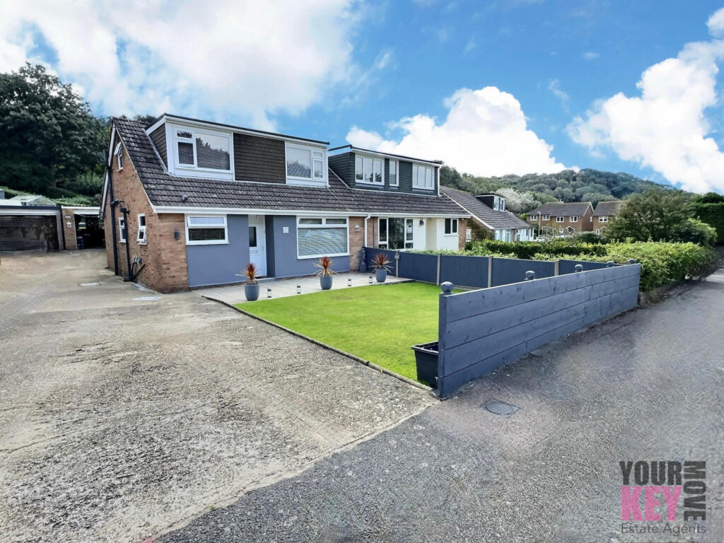 Valebrook Close, Folkestone, Kent CT20 3JW