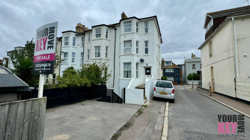 Eastcliff, Folkestone, CT19 6BU