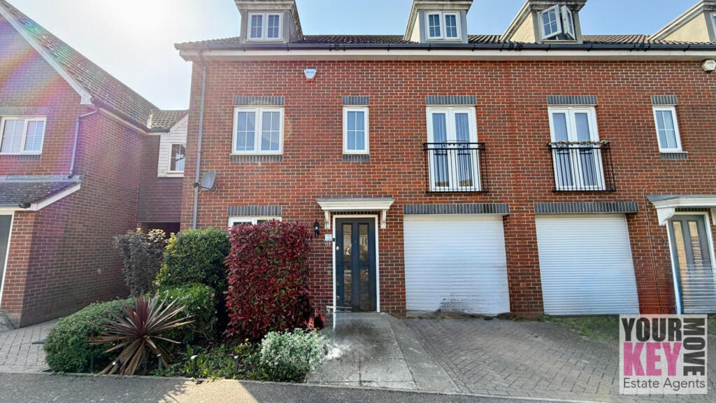 Campbell Road, Hawkinge, Folkestone, Kent CT18 7TL